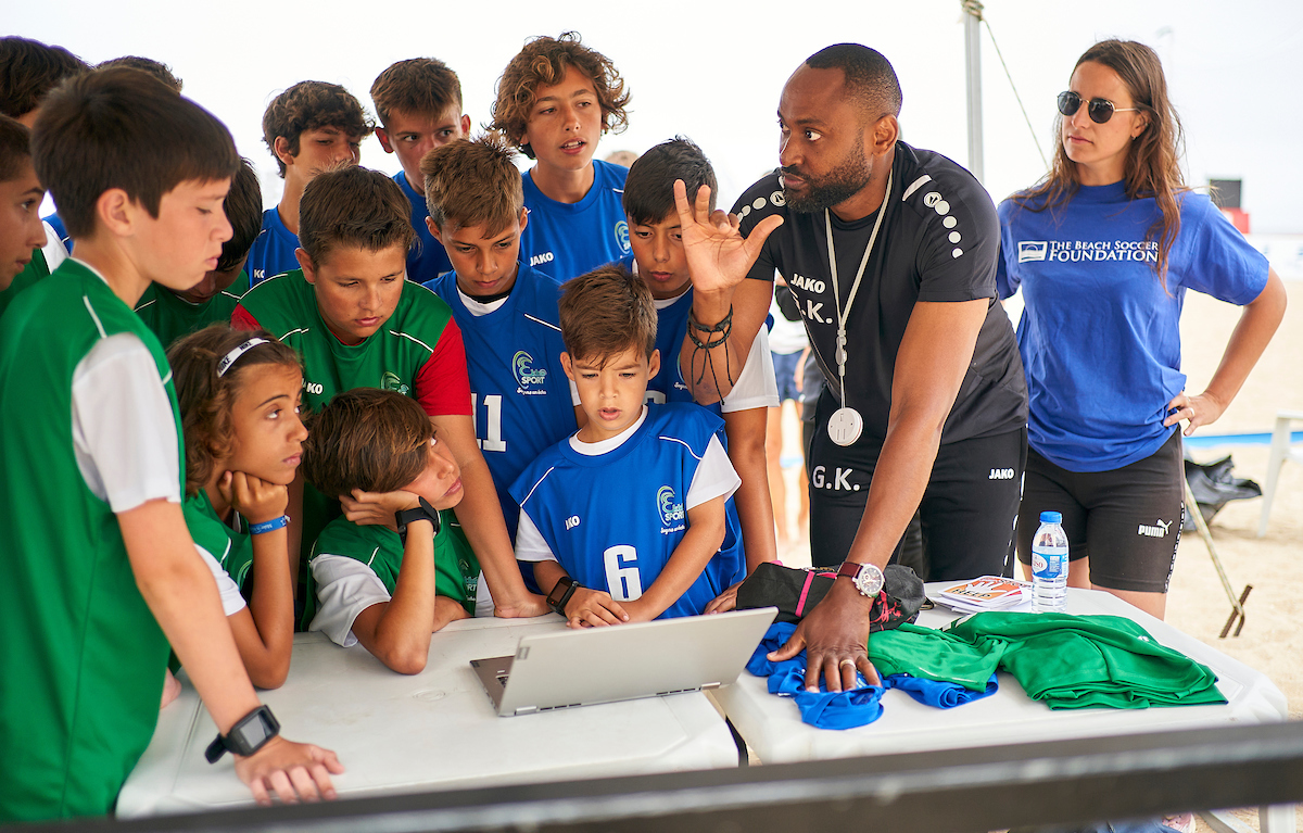 ÊKHÔ Sport & Belgium Beach Soccer Host Inclusive Sport Day.